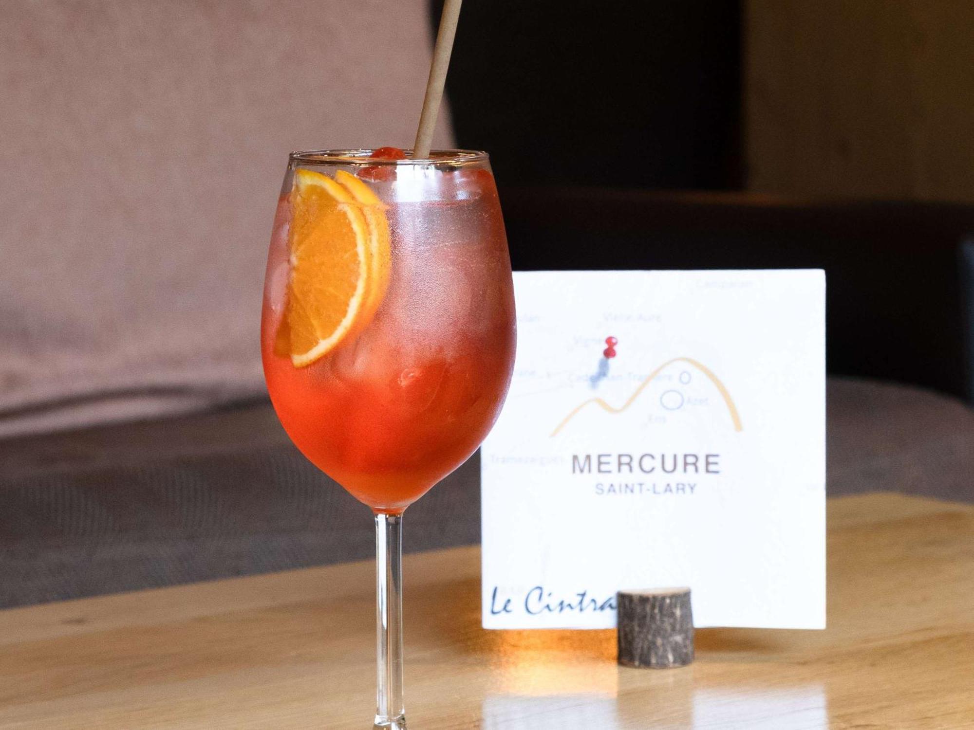 Mercure Saint-Lary المظهر الخارجي الصورة